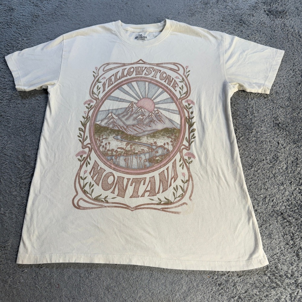 Hollister Women Yellowstone Montana Graphic T Shirt XS Off White Cotton
